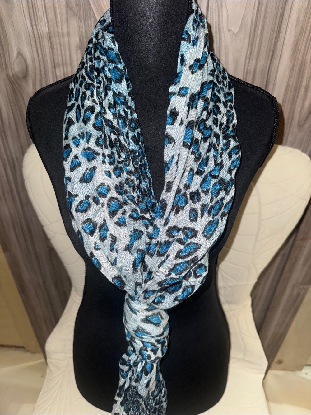 Blue Leopard Print Women's Infinity Scarf